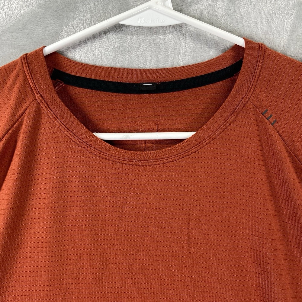 Lululemon T-Shirt mens XXL License To Train Crew Neck Orange - Picture 3 of 14